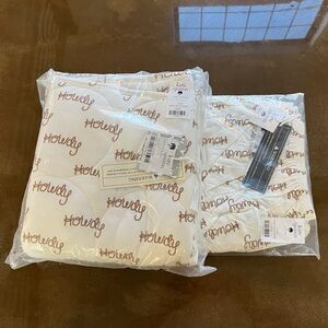 Kate Quinn bamboo Howdy quilt and crib sheet NWT